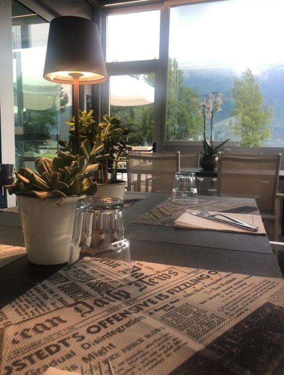 Antica Campione Rooms & Hostel Campione del Garda Bagian luar foto